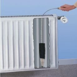 Brosse Nettoyante Pour Radiateur - Superflex - Diamètre 6 Cm X Hauteur 115 Cm Wenko