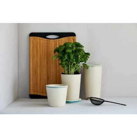 WENKO Planche à Découper Bois Bambou, Planche à Découper Avec Surface Antidérapante L, Bambou, 39,5x28cm, Noir - Marron 7 WENKO Planche à Découper Bois Bambou, Planche à Découper Avec Surface Antidérapante L, Bambou, 39,5x28cm, Noir - Marron – Image 5