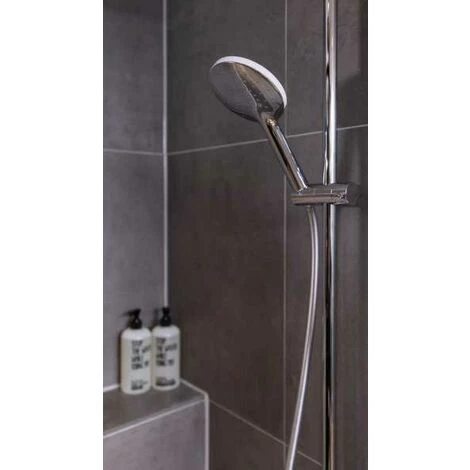 WENKO Flexible De Douche Design, Tuyau De Douche Avec Gainage Protection Anti-torsion, Embout Universel 1/2", Plastique, Longueur 175 Cm, Finition Argent 5 WENKO Flexible De Douche Design, Tuyau De Douche Avec Gainage Protection Anti-torsion, Embout Universel 1/2", Plastique, Longueur 175 Cm, Finition Argent – Image 3