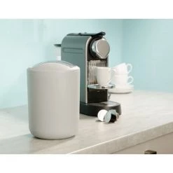 WENKO Poubelle Salle De Bain Brasil S, Poubelle Grise, Mini Poubelle Salle De Bain 2L, Lot De 2 éponges Offertes 8 WENKO Poubelle Salle De Bain Brasil S, Poubelle Grise, Mini Poubelle Salle De Bain 2L, Lot De 2 éponges Offertes -WENKO Soldes 34260329 3