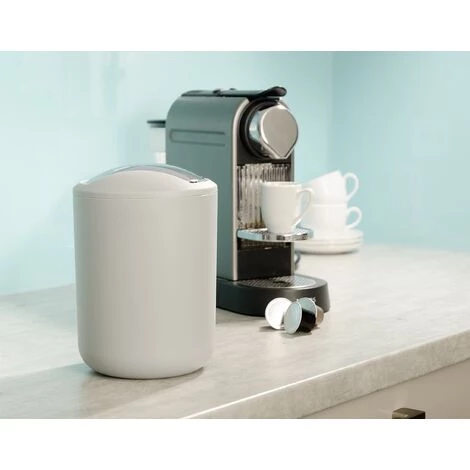 WENKO Poubelle Salle De Bain Brasil S, Poubelle Grise, Mini Poubelle Salle De Bain 2L, Lot De 2 éponges Offertes 5 WENKO Poubelle Salle De Bain Brasil S, Poubelle Grise, Mini Poubelle Salle De Bain 2L, Lot De 2 éponges Offertes – Image 3