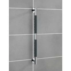 WENKO Poignée De Sécurité Secura, Barre D'appui Salle De Bain Avec Surface Antidérapante, Silicone - Acier Inox, 65,5x5x9 Cm, Gris - Brillant 11 WENKO Poignée De Sécurité Secura, Barre D'appui Salle De Bain Avec Surface Antidérapante, Silicone - Acier Inox, 65,5x5x9 Cm, Gris - Brillant -WENKO Soldes 34510036 5