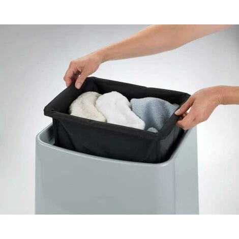 WENKO Tabouret Panier à Linge Wing, Panier à Linge Sale Avec Sac à Linge Amovible, Charge 120kg, Capacité 33L, Plastique, 45x48x33 Cm, Gris 4 WENKO Tabouret Panier à Linge Wing, Panier à Linge Sale Avec Sac à Linge Amovible, Charge 120kg, Capacité 33L, Plastique, 45x48x33 Cm, Gris – Image 2