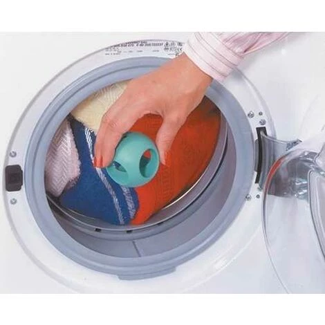 WENKO Boule De Lavage, Boule De Lavage écologique Sans Lessive, Protège Le Linge Même Délicat, Convient également Pour Le Lave-vaisselle, Lot De 2, Caoutchouc - Aimant, ø6cm, Vert - Vert 4 WENKO Boule De Lavage, Boule De Lavage écologique Sans Lessive, Protège Le Linge Même Délicat, Convient également Pour Le Lave-vaisselle, Lot De 2, Caoutchouc - Aimant, ø6cm, Vert - Vert – Image 2