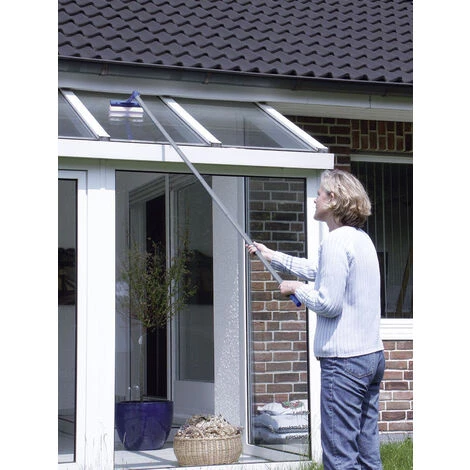 WENKO Lave Vitre Télescopique Maxi, Lave Vitre Télescopique Jusqu'à 5m, Housse Microfibre, Plastique - Fer, 25x89-329x3,5 Cm, Bleu - Gris 4 WENKO Lave Vitre Télescopique Maxi, Lave Vitre Télescopique Jusqu'à 5m, Housse Microfibre, Plastique - Fer, 25x89-329x3,5 Cm, Bleu - Gris – Image 2